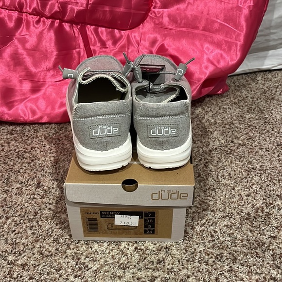 Grey Hey dudes size 7 - Picture 3 of 4